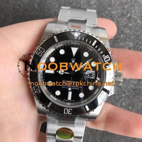 Replacing date wheel on Noob v7 Submariner 116610LN